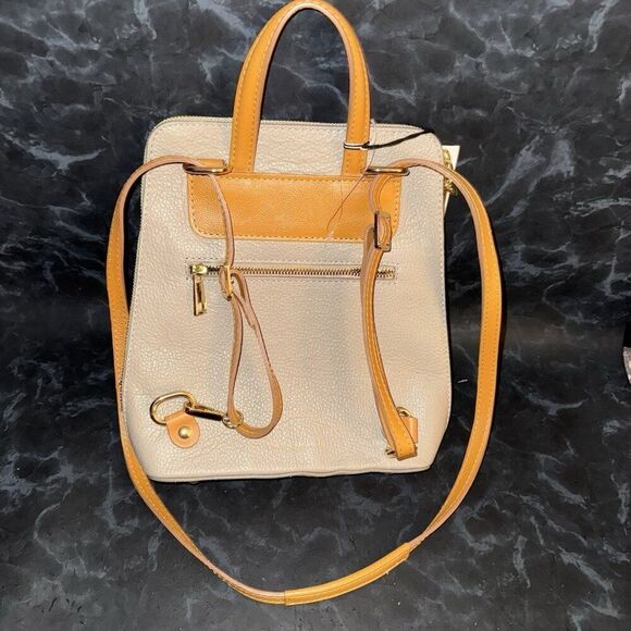 NWT DIVINA FIRENZE Kitty Latte And Honey Leather Backpack Purse Made in Italy - Picture 2 of 9